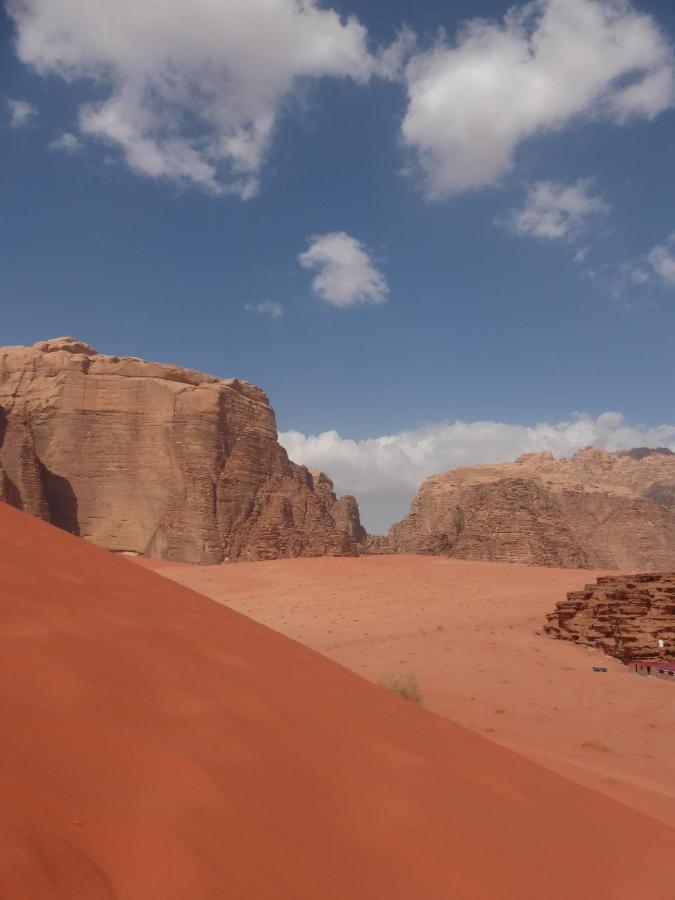 Hotel Sunrise camp à Wadi Rum Extérieur photo